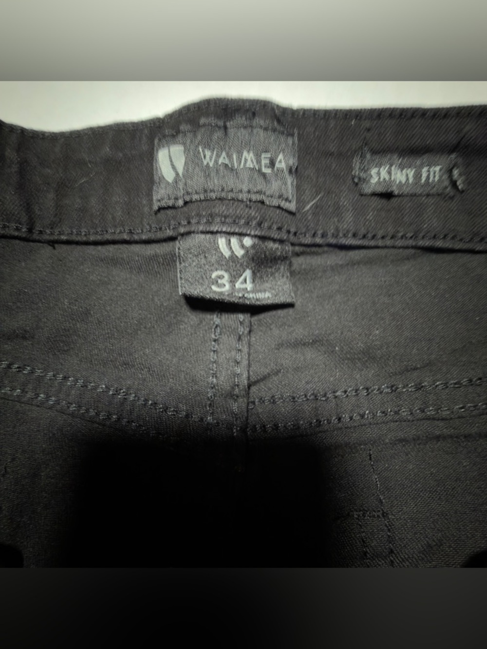 Men's Black Graphic Jean Shorts with Multicolor Street Art - Picture 6 of 11